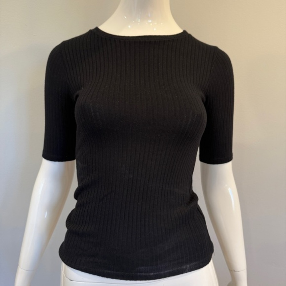 Reformation Ribbed Black Short Sleeve Top